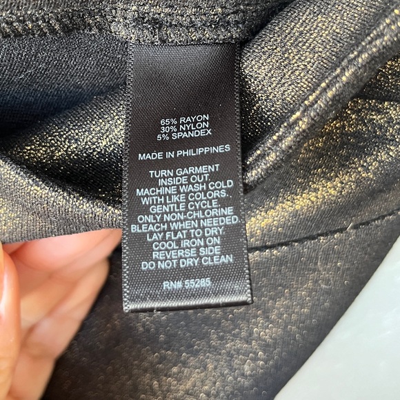 Express Bandage Mini Skirt Metallic Gold Size 00 - Picture 9 of 10